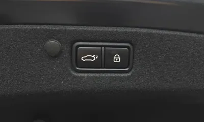 Hyundai Grandeur 2023, 48844 км, за 18235.87 USD - фото 20