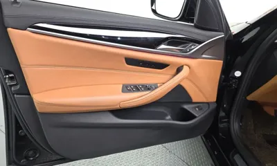 BMW 5-Series 2020, 47616 км, за 16576.73 USD - фото 24