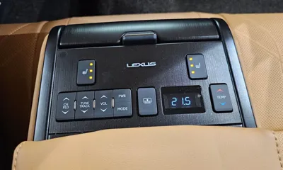 Lexus ES 2025, 25739 км, за 31853.33 USD - фото 19