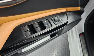 Lexus ES 2025, 25739 км, за 31853.33 USD - фото 30