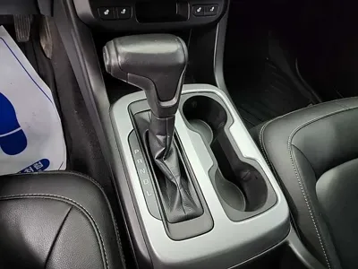 ChevroletGMDaewoo Colorado 2020, 56240 км, за 15426.02 USD - фото 8