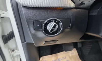 Mercedes-Benz B-Class 2018, 80932 км, за 8456.94 USD - фото 19