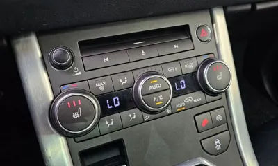 Land Rover Range Rover Evoque 2015, 108800 км, за 6440.29 USD - фото 19