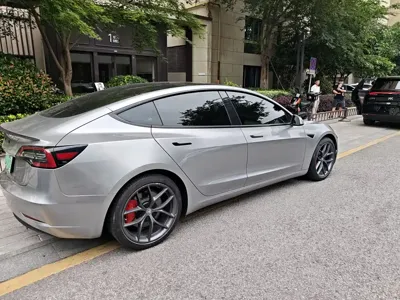 Tesla Model 3 2022, 56000 км, за 22041.95 USD