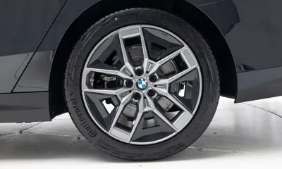 BMW 5-Series 2024, 4250 км, за 32755.68 USD