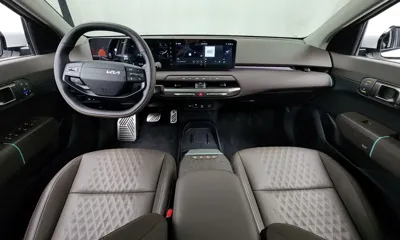 Kia EV4 2026, 20927 км, за 25993.5 USD - фото 7