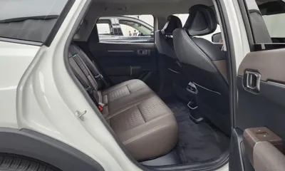 Kia EV4 2026, 20927 км, за 25993.5 USD - фото 12