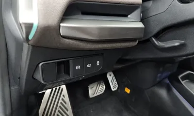 Kia EV4 2026, 20927 км, за 25993.5 USD - фото 16