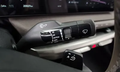 Kia EV4 2026, 20927 км, за 25993.5 USD - фото 18