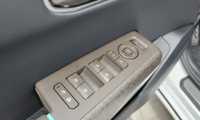 Kia EV4 2026, 20927 км, за 25993.5 USD - фото 29