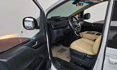 Hyundai Staria 2023, 38992 км, за 17125.73 USD - фото 10