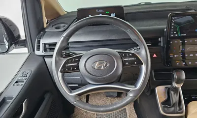 Hyundai Staria 2023, 38992 км, за 17125.73 USD - фото 13