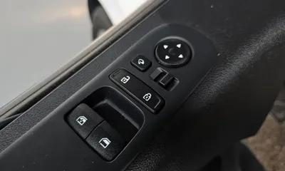 Hyundai Staria 2023, 38992 км, за 17125.73 USD - фото 28