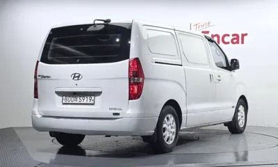 Hyundai Starex 2009, 321880 км, за 2100.56 USD