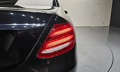 Mercedes-Benz E-Class 2019, 98754 км, за 12669.03 USD - фото 23