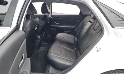 Hyundai Avante 2021, 122320 км, за 7741.35 USD - фото 11