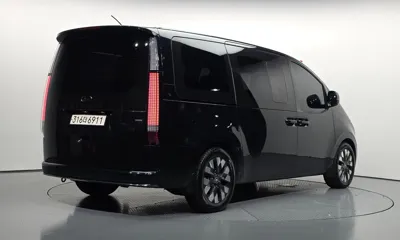 Hyundai Staria 2022, 119157 км, за 18708.15 USD