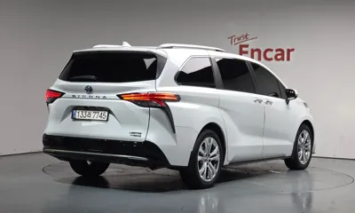 Toyota Sienna 2022, 33878 км, за 30279.34 USD