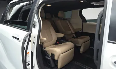 Toyota Sienna 2022, 33878 км, за 30228.16 USD - фото 11