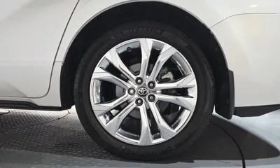 Toyota Sienna 2022, 33878 км, за 30228.16 USD - фото 21