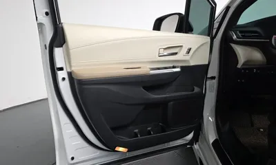 Toyota Sienna 2022, 33878 км, за 30228.16 USD - фото 24