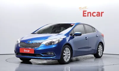 Kia K3 · 2013 год