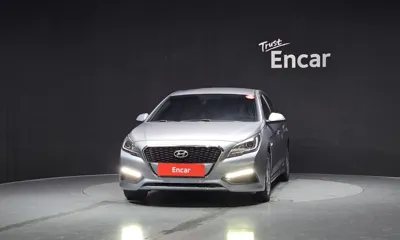 Hyundai Sonata 2017, 124375 км, за 6291.39 USD