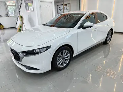 Mazda 3 Axela · 2023 год