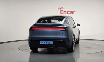 Tesla Model Y 2025, 2761 км, за 44994.73 USD