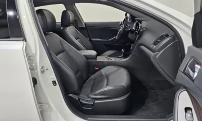 Kia K5 2015, 85773 км, за 6108.77 USD - фото 10