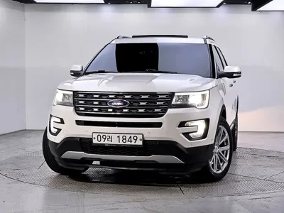 Ford Explorer 2017, 118351 км, за 7286.33 USD