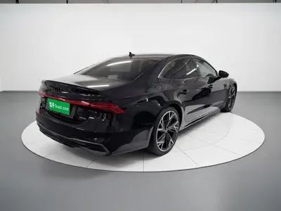 Audi A7L 2026, 9400 км, за 58323.79 USD