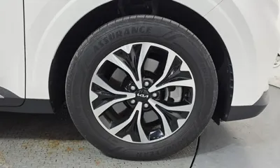 Kia Canival 2023, 53200 км, за 17776.9 USD - фото 21