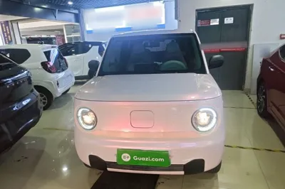 Geely Galaxy Panda 2023, 24100 км, за 6058 USD