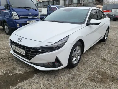 Hyundai Avante 2023, 104201 км, за 8680.08 USD