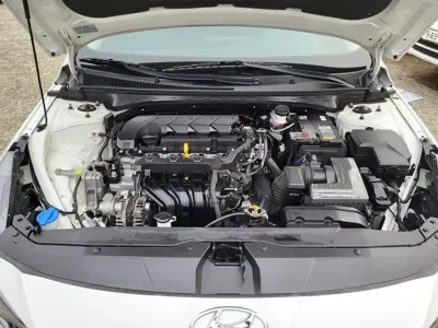 Hyundai Avante 2023, 104201 км, за 8680.08 USD - фото 9