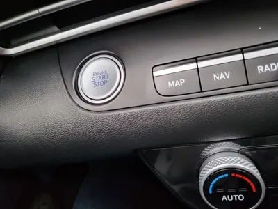 Hyundai Avante 2023, 104201 км, за 8680.08 USD - фото 16