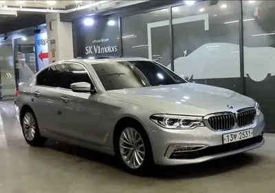 BMW 5-Series · 2018 год