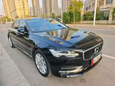 Volvo S90 2020, 51000 км, за 16325.55 USD