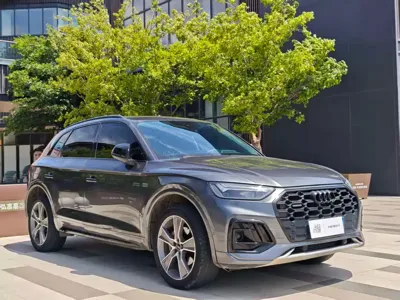 Audi Q5L 2021, 90000 км, за 22104.36 USD