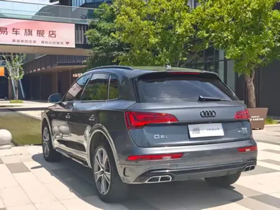 Audi Q5L 2021, 90000 км, за 22104.36 USD
