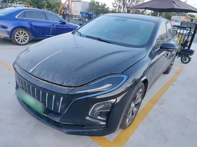 Hongqi E-QM5 · 2021 год