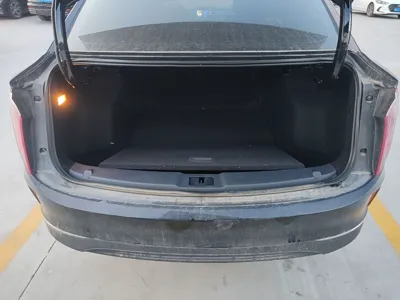 Hongqi E-QM5 2021, 17300 км, за 12729 USD - фото 22