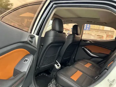 BYD Yuan 2017, 92000 км, за 2758.46 USD