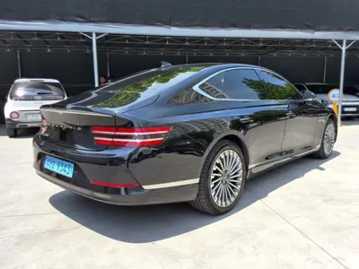 Genesis G80 2022, 81801 км, за 12502.44 USD
