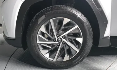Hyundai Tucson 2023, 55915 км, за 14637.02 USD