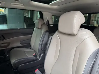 Kia Canival 2026, 4887 км, за 16848.83 USD - фото 6