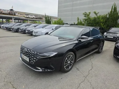 Hyundai Grandeur 2021, 32623 км, за 15951.16 USD