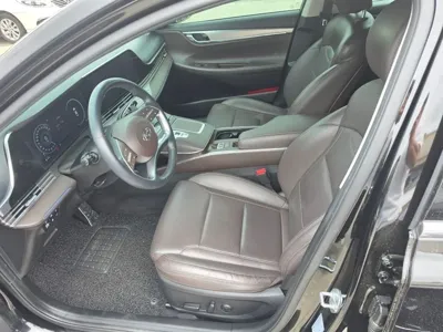 Hyundai Grandeur 2021, 32623 км, за 15830.63 USD - фото 14