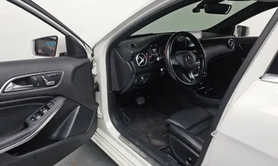 Mercedes-Benz A-Class 2016, 56443 км, за 7925.71 USD - фото 10